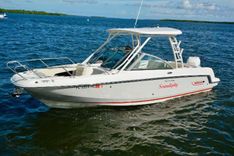 Boston Whaler 230 Vantage 24 yacht sale