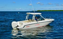 best yacht sales deals Boston Whaler 230 Vantage