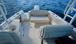 Boston Whaler 230 Vantage - Boston Whaler