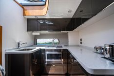 Продажа яхты - Predator