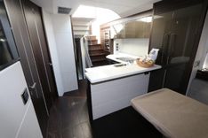 Лучшая цена на Hide Out 74