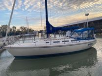 Купить Far Side - Catalina Yachts