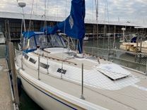 Far Side - Catalina Yachts