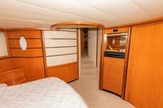 best yacht sales deals FREE SPIRIT - PERSHING