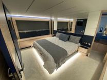 the best price on The Only Blue 66 Fly - Astondoa