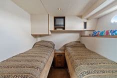 Buy a ER - PACIFIC MARINER at Shestakov Yacht Sales