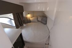 Стоимость яхты - 47