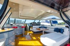 Divine Madness - Baia