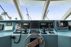 best yacht sales deals Highline 1989