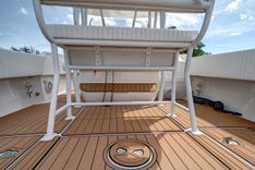 Never Give Up - INTREPID POWERBOATS INC yacht sale