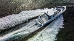 best yacht sales deals  420 Outrage - Boston Whaler