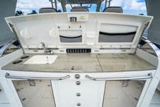 best yacht sales deals  420 Outrage - Boston Whaler