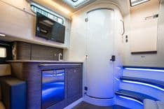  420 Outrage - Boston Whaler yacht sale