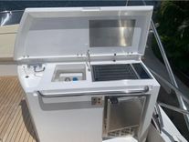 Moonlight Drive - Sunseeker yacht sale