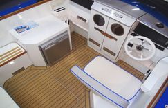 Alfastreet 23 Cabin Evolution Motor - ALFASTREET MARINE yacht sale