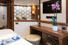 best yacht sales deals INSIGNIA - Sunseeker