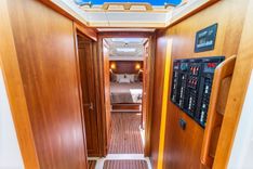 Купить яхту Skamp II в Shestakov Yacht Sales