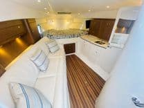 Buy a yacht - - INTREPID POWERBOATS INC