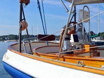 Лучшая цена на NARWHAL 48 Staysail Schooner