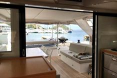 the best price on Confidential 2018