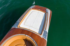 the best price on Mia Mia