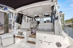Buy a yacht Lobo Del Mar II - Boston Whaler