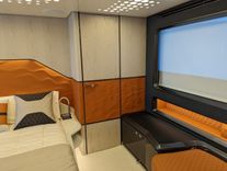 Стоимость яхты - 677 Coupe