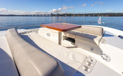 Buy a yacht Liv Mas