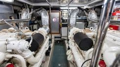 Продажа яхты UNBRIDLED 2003