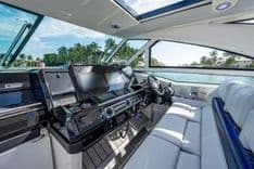 Buy a yacht 430 SSC - Formula Boats