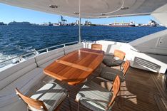 the best price on Bella 2005