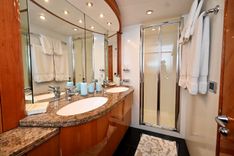 the best price on Bella 82