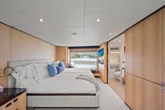 the best price on BELLA TU - Horizon Yachts