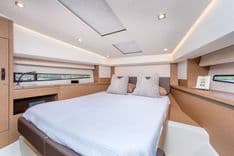 Buy a Prestige 460 - PRESTIGE at Shestakov Yacht Sales