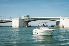 Buy a Jeanneau Leader 7.5 CC S3 Leader 7.5 CC S3 at Shestakov Yacht Sales