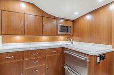 Buy a yacht Well Played 2011