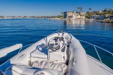 Лучшая цена на Pura Vida - Bertram Yacht