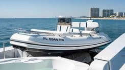 Купить яхту WELL DONE - BURGER BOAT COMPANY в Shestakov Yacht Sales