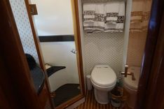 Buy a yacht 52 Pilothouse 2007