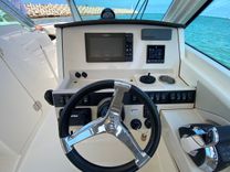 Buy a yacht 2021 Boston Whaler 280 Vantage @ Cancun 2021