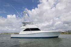 Buy a yacht Legacy 58 Convertible