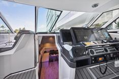 Buy a yacht - - Formula Boats