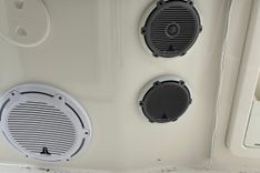 the best price on Hey Jude - Boston Whaler