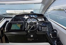 Купить яхту NO NAME - Sunseeker в Shestakov Yacht Sales