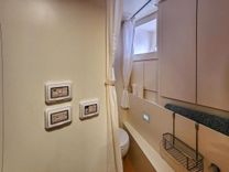 the best price on XFAF8532J021