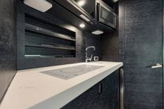 Стоимость яхты 2024 Scout 530 LXF