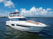 Buy a yacht 2015 Prestige 550 Fly - PRESTIGE