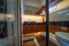 best yacht sales deals 2015 Prestige 550 Fly