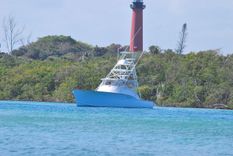 Купить яхту CAZADORA - CUSTOM CAROLINA в Shestakov Yacht Sales