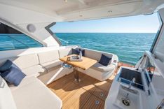 Buy a yacht IN STOCK - Beneteau